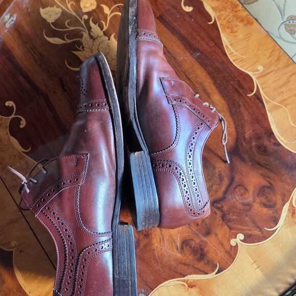 Bally Men’s Wingtips Oxford leather shoes - Picture 3 of 12